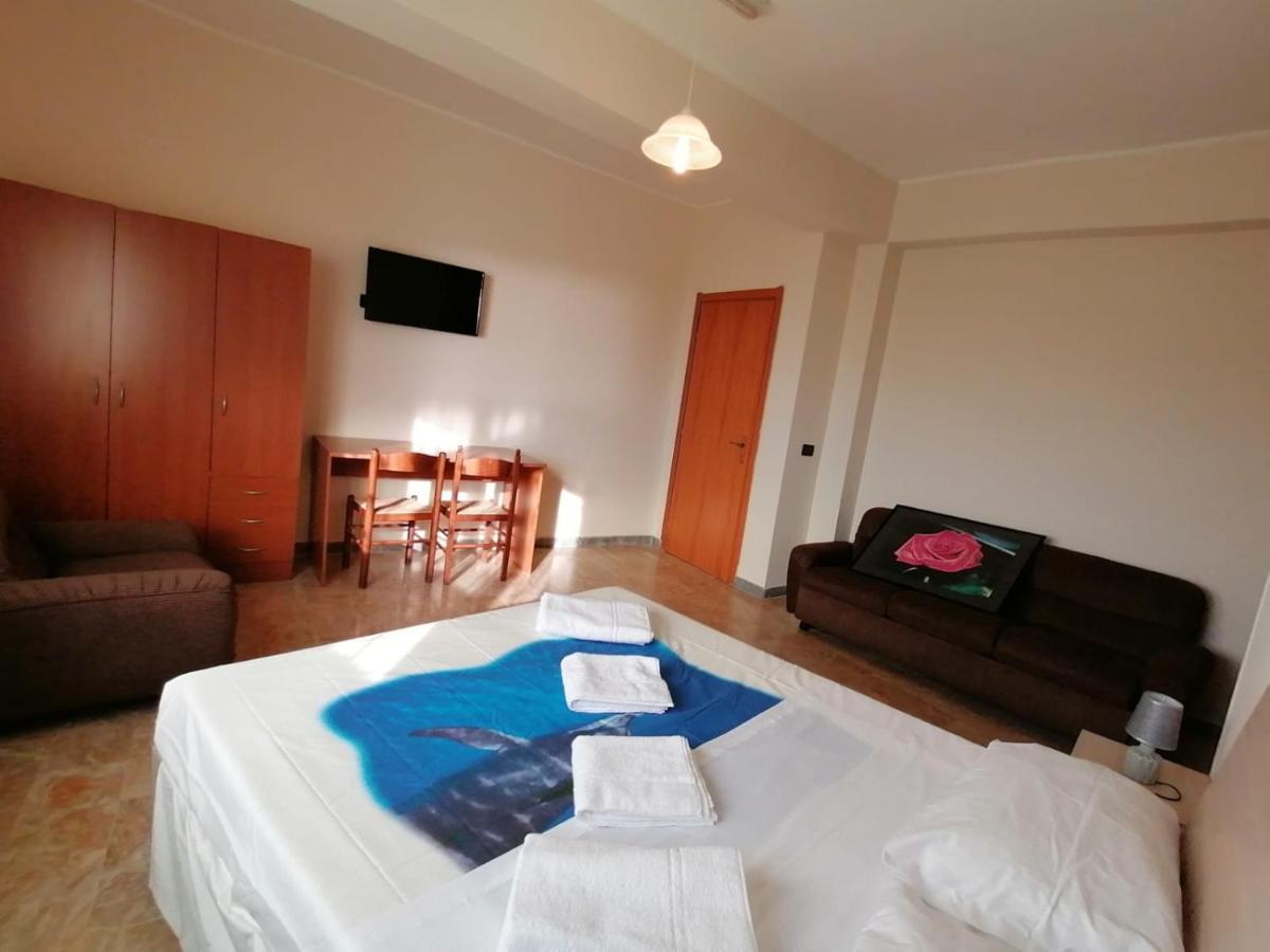 Bed And Breakfast Lagiocosa Reggio di Calabria Exteriör bild